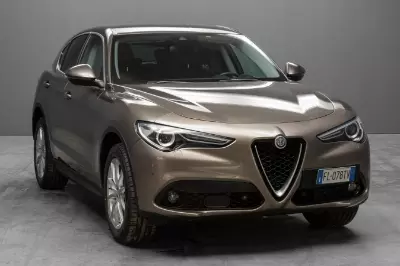 Alfa Romeo Stelvio 2.2 t 210CV Business Q4  auto