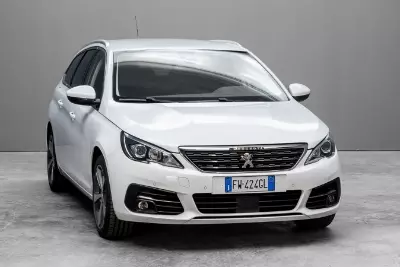 Peugeot 308 SW 1.5 Bluehdi 130CV Allure