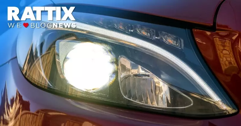 Qual è la differenza tra luci abbaglianti e anabbaglianti