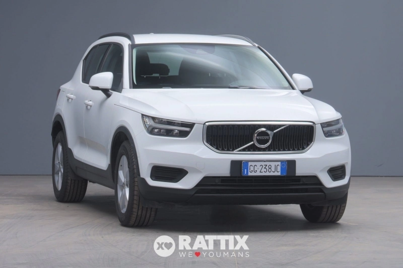 Volvo XC40 2.0 D3 150CV Business Geartronic AWD Bianco  Aziendale foto 1