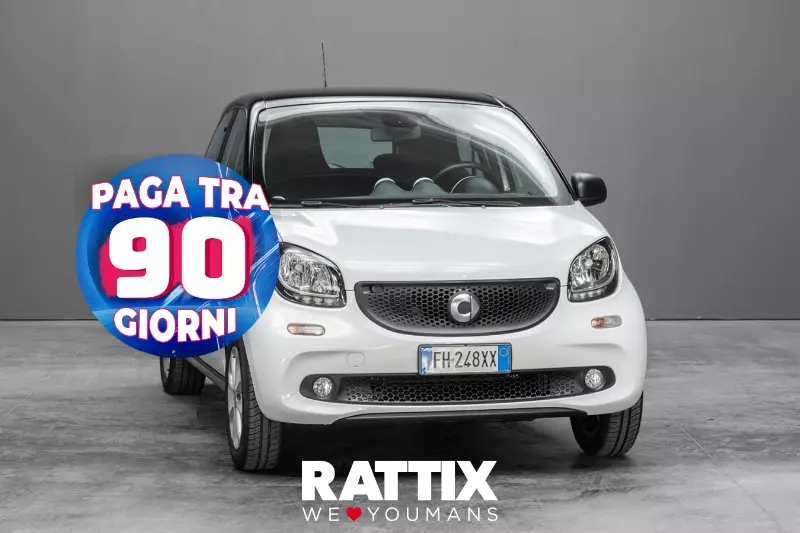  SMART Forfour II 2015 Usato Bianco foto 1