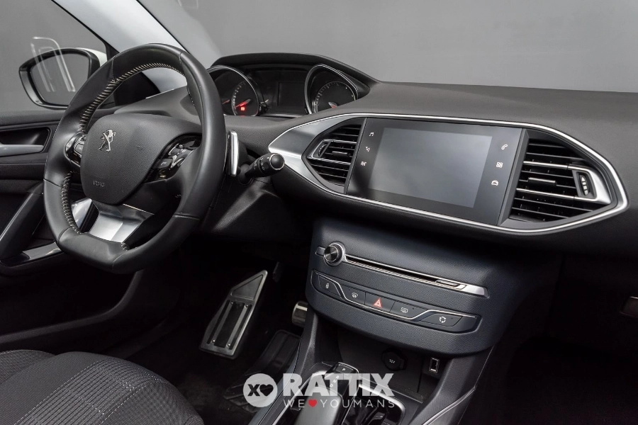 Peugeot 308 SW 1.2 PureTech 130CV Allure EAT8 Bianco  Usato foto 18