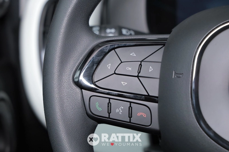 Fiat Panda Pandina 1.0 Firefly Hybrid 70CV 5p.ti Nero  Nuovo foto 10