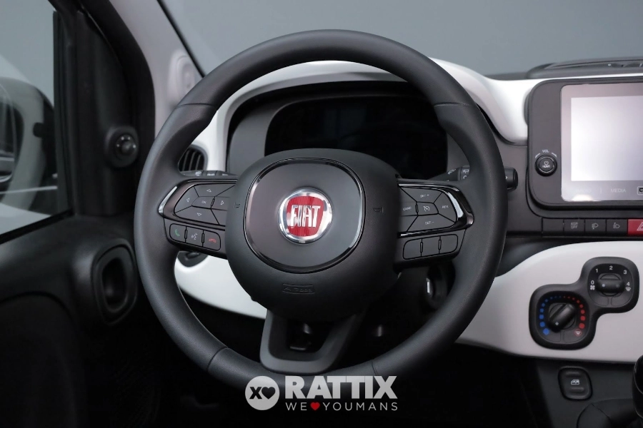 Fiat Panda Pandina 1.0 Firefly Hybrid 70CV 5p.ti Nero  Nuovo foto 9