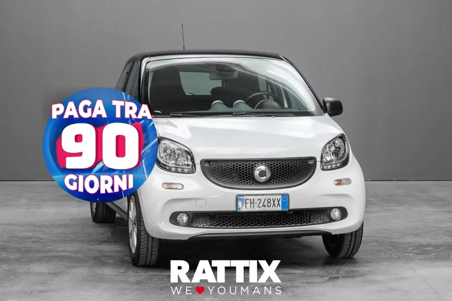  SMART Forfour II 2015 Usato Bianco foto 1
