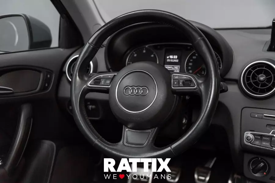  AUDI a1 i 2015 sportback Usato ritirato Grigio foto 10