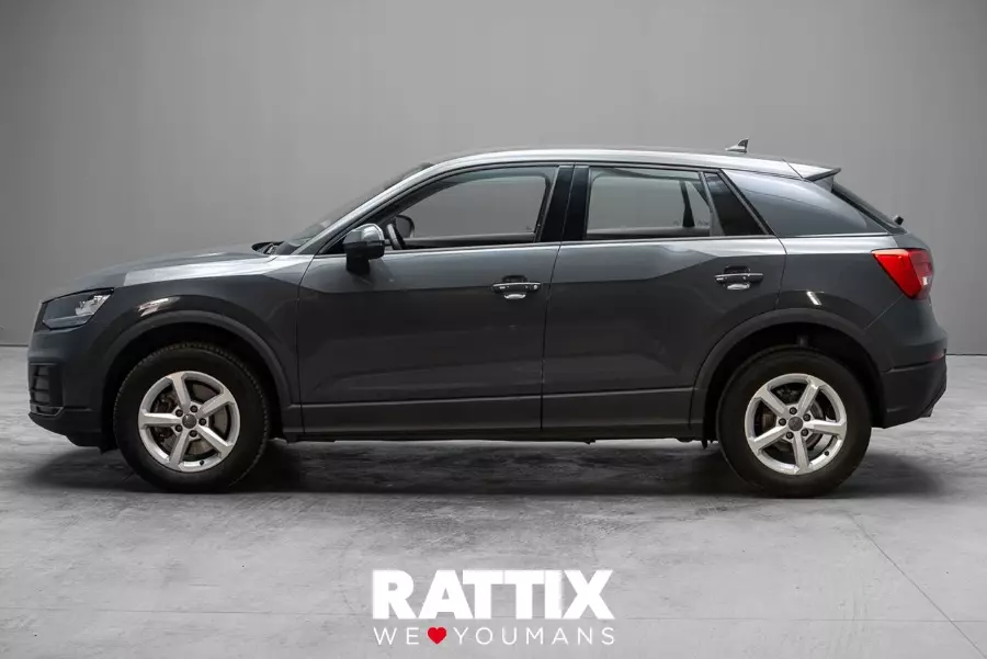  AUDI q2 i 2017 Aziendale Grigio Nano met foto 2