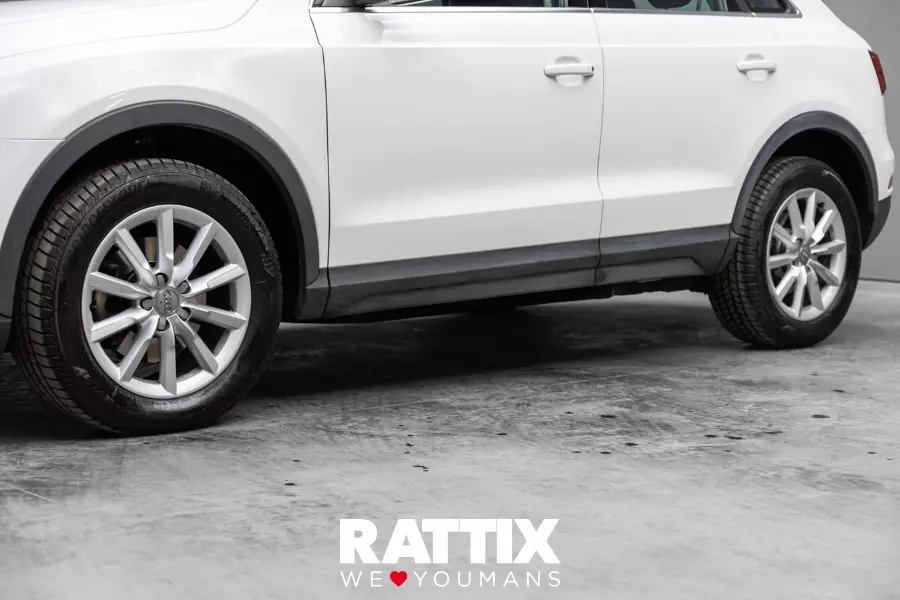  AUDI q3 i 2015 Aziendale Bianco Cortina foto 4
