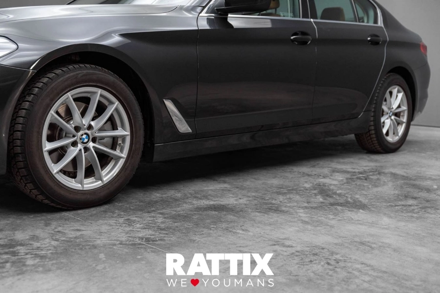  BMW serie 5 g30 2017 berlina Aziendale Sophisto Grey Brilliant Effect foto 4