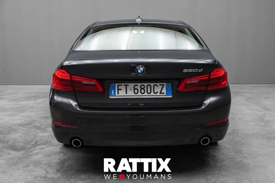  BMW serie 5 g30 2017 berlina Aziendale Sophisto Grey Brilliant Effect foto 5