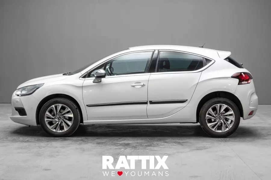  CITROEN ds4 Usato ritirato Bianco foto 2