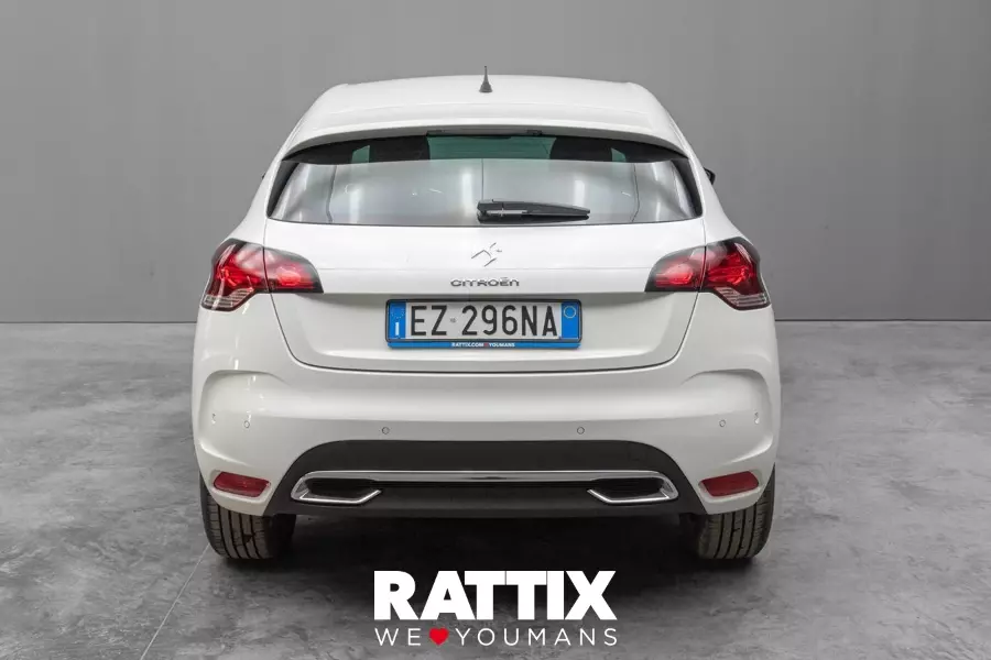  CITROEN ds4 Usato ritirato Bianco foto 5