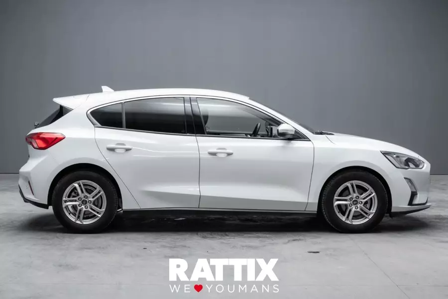  FORD focus v 2018 sw Usato Diamond White foto 2