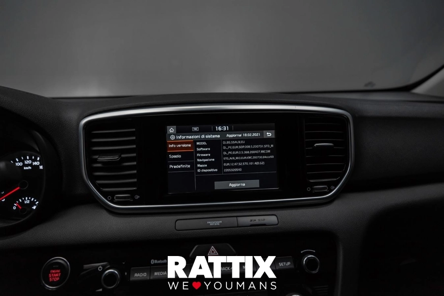  KIA sportage iv 2018 Usato argento foto 25