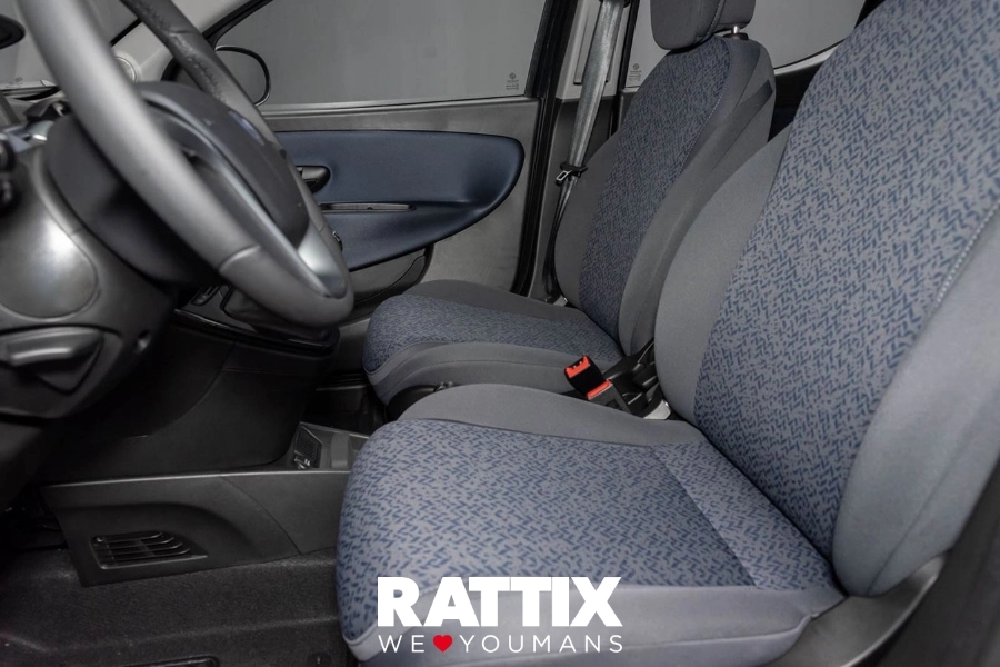 Lancia Ypsilon 1.0 firefly hybrid 70CV PLATINO Nero Vulcano  Nuovo foto 7