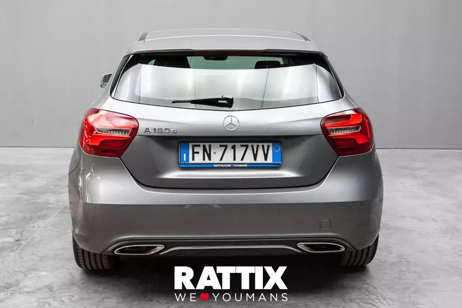  MERCEDES Classe A - W176 Usato ritirato Grigio foto 5