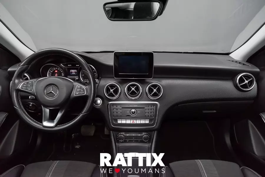  MERCEDES Classe A - W176 Usato ritirato Grigio foto 8