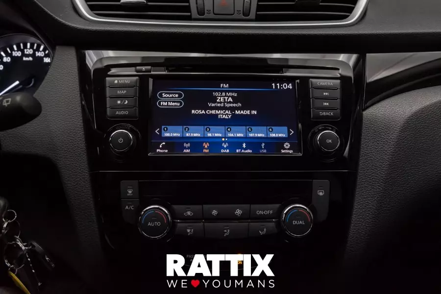  NISSAN qashqai ii 2017 Aziendale Black metallic foto 20