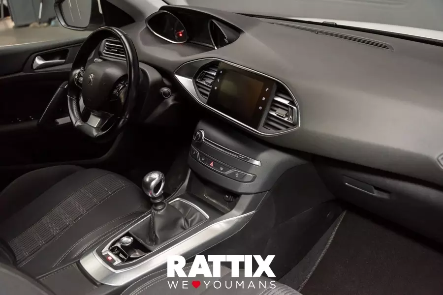  PEUGEOT 308 ii 2018 sw Aziendale Bianco Banchisa foto 17