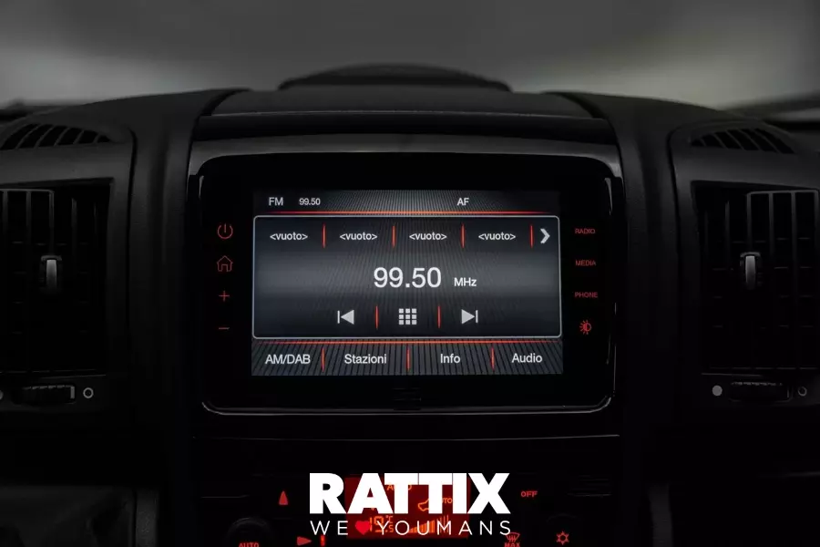  PEUGEOT boxer iii 328 2019 Km 0 Bianco foto 17