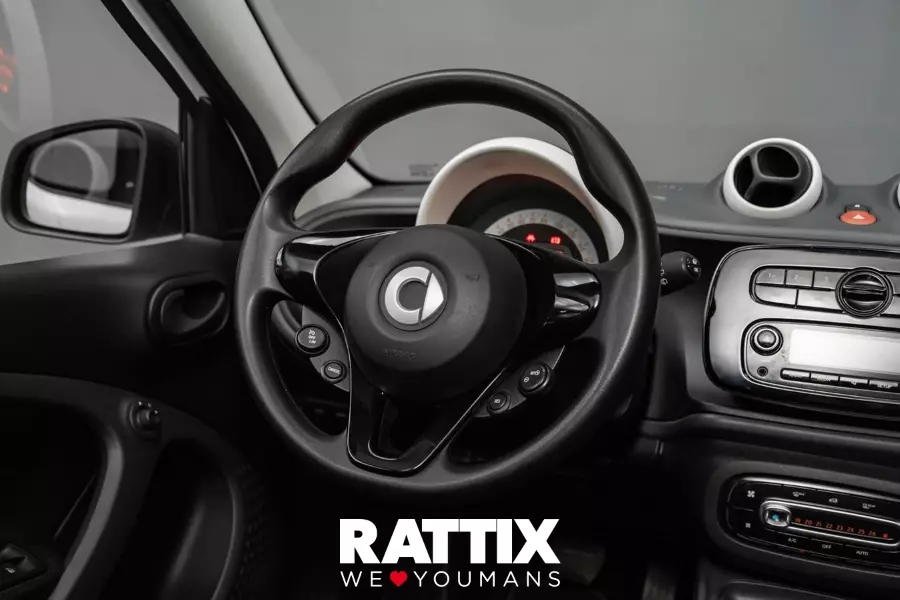  SMART Forfour II 2015 Usato Bianco foto 9