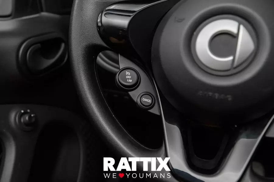  SMART Forfour II 2015 Usato Bianco foto 10