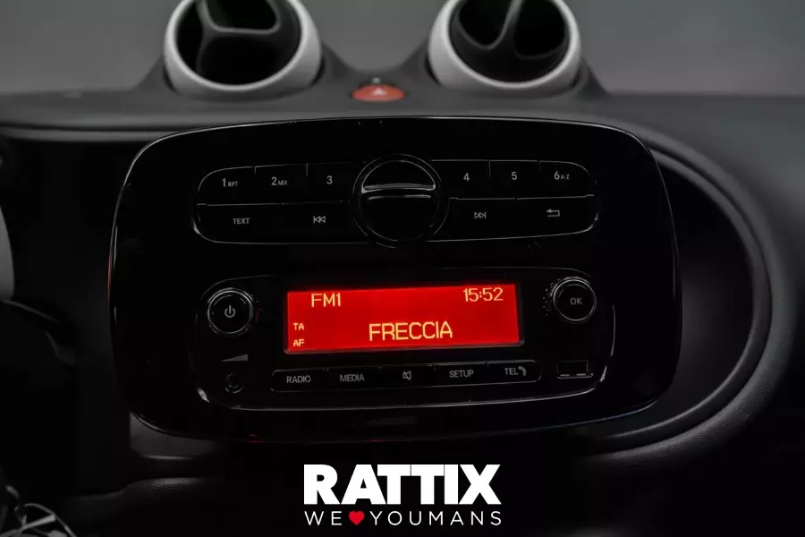  SMART Forfour II 2015 Usato Bianco foto 16