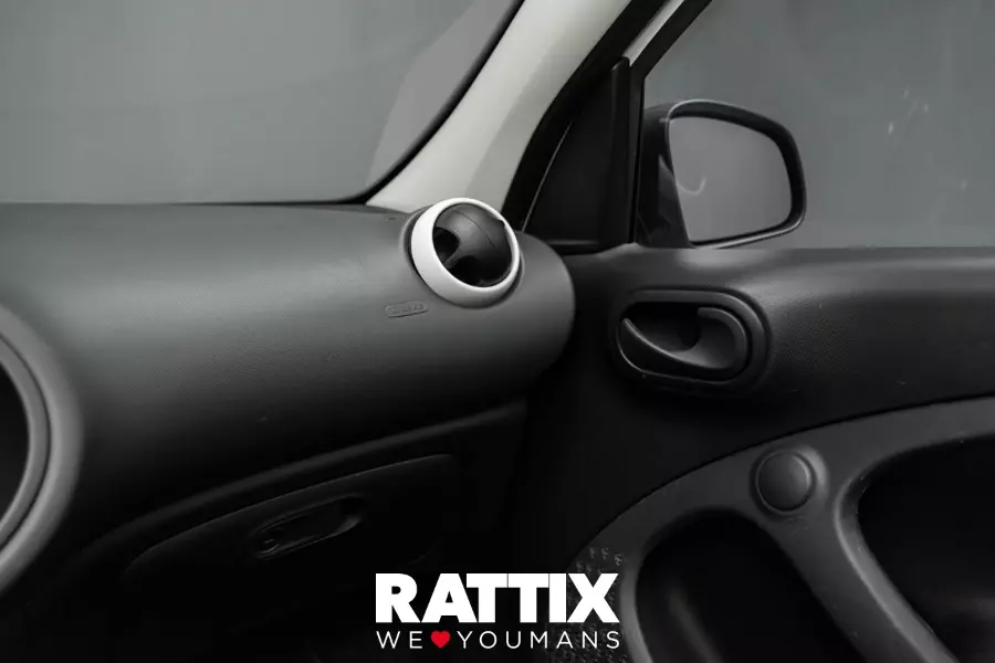  SMART Forfour II 2015 Usato Bianco foto 22